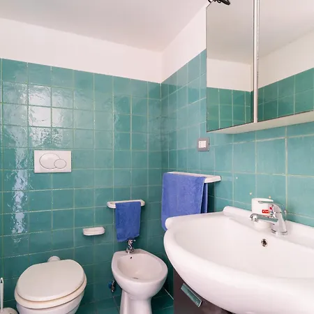 Cottage * Lido Marini